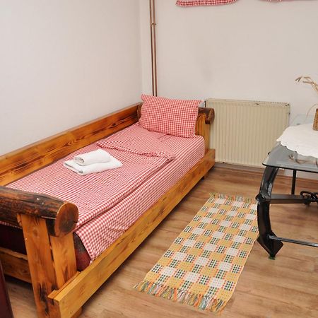 Inn Cakmara Raška Стая снимка