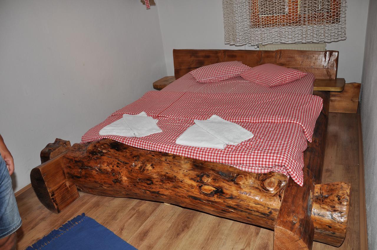 Inn Cakmara Raška Екстериор снимка